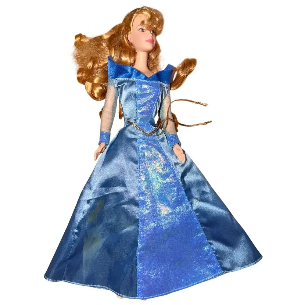 Disney Princess Mattel Sleeping Beauty Aurora Barbie Doll Blue Dress Y2K 2001